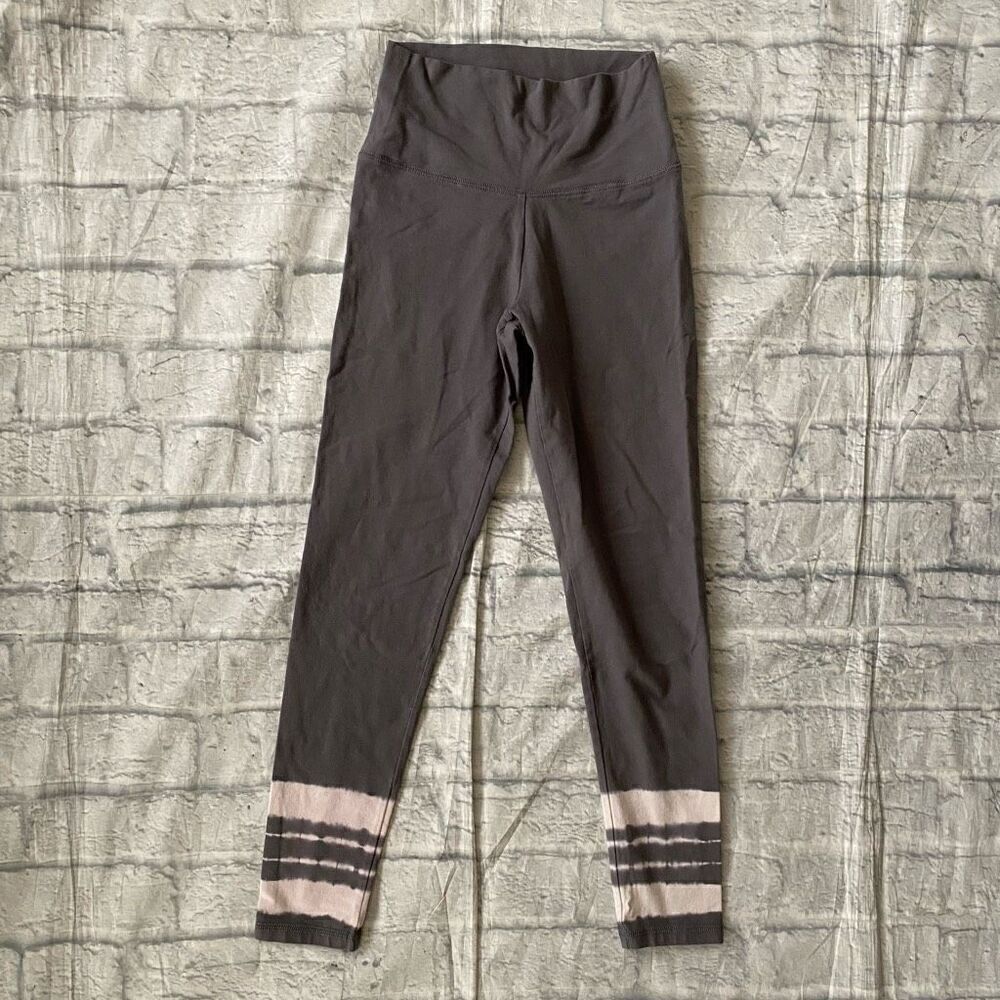 Aerie women S chill play move compression leggings grey & white